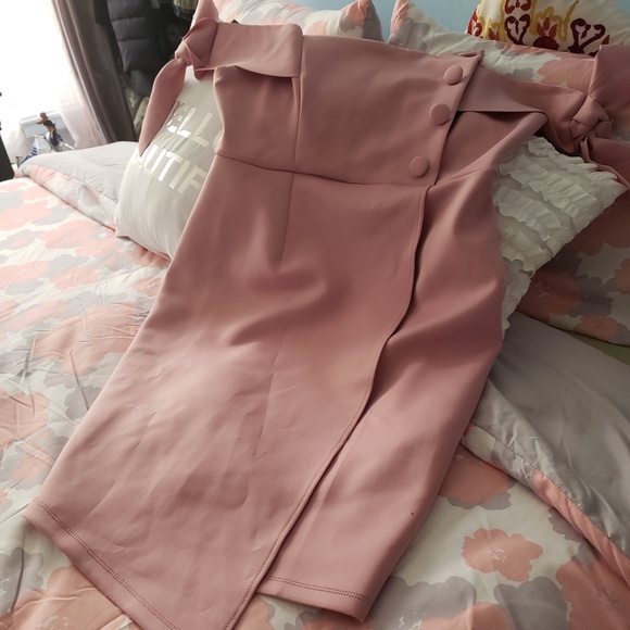 Maternity dress - Picture 2 of 3